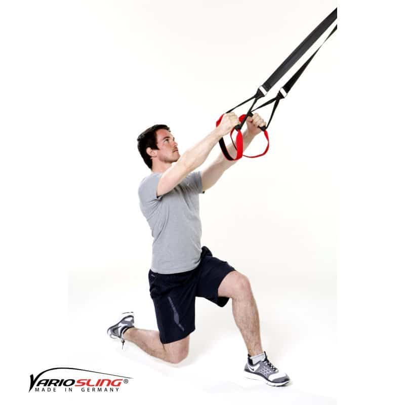 Sling-Trainer-Beinübungen-Einbeinige Kniebeuge mit seitlichem Kniehub-01