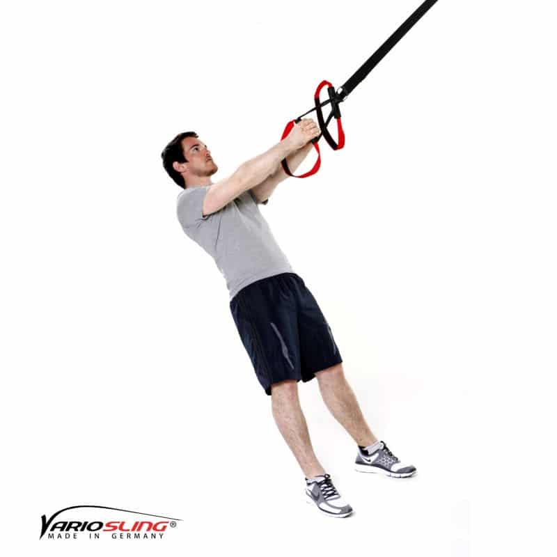 Sling-Trainer-Schulterübungen-Oberkörperrotation mit gestreckten Armen-01