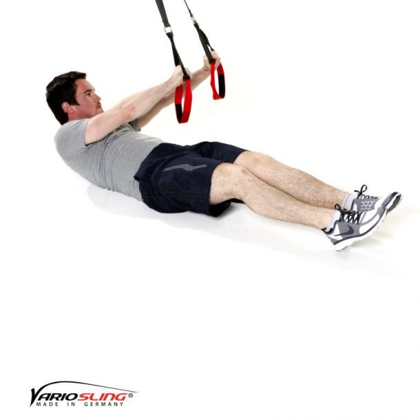 Sling-Trainer Bauchübung - Assisted Crunch Arme zur Seite mit Beine ...